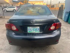 Toyota Corolla 2009 Gray