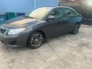 Toyota Corolla 2009 Gray