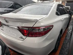 Toyota Camry 2015 White