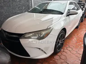 Toyota Camry 2015 White