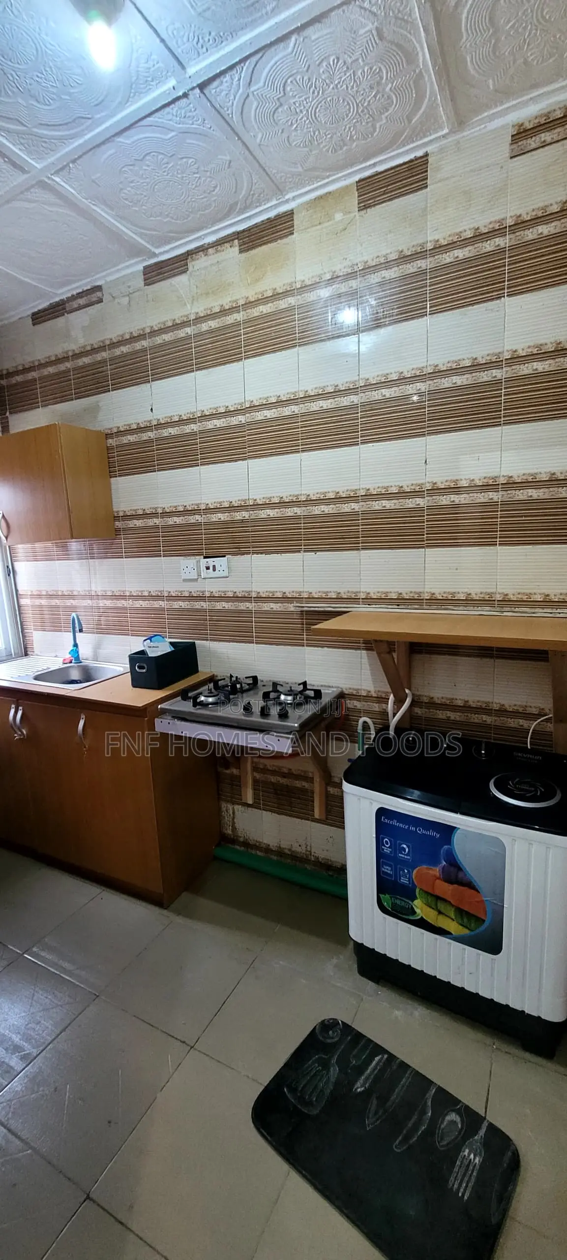 Room and Parlor Self Contain