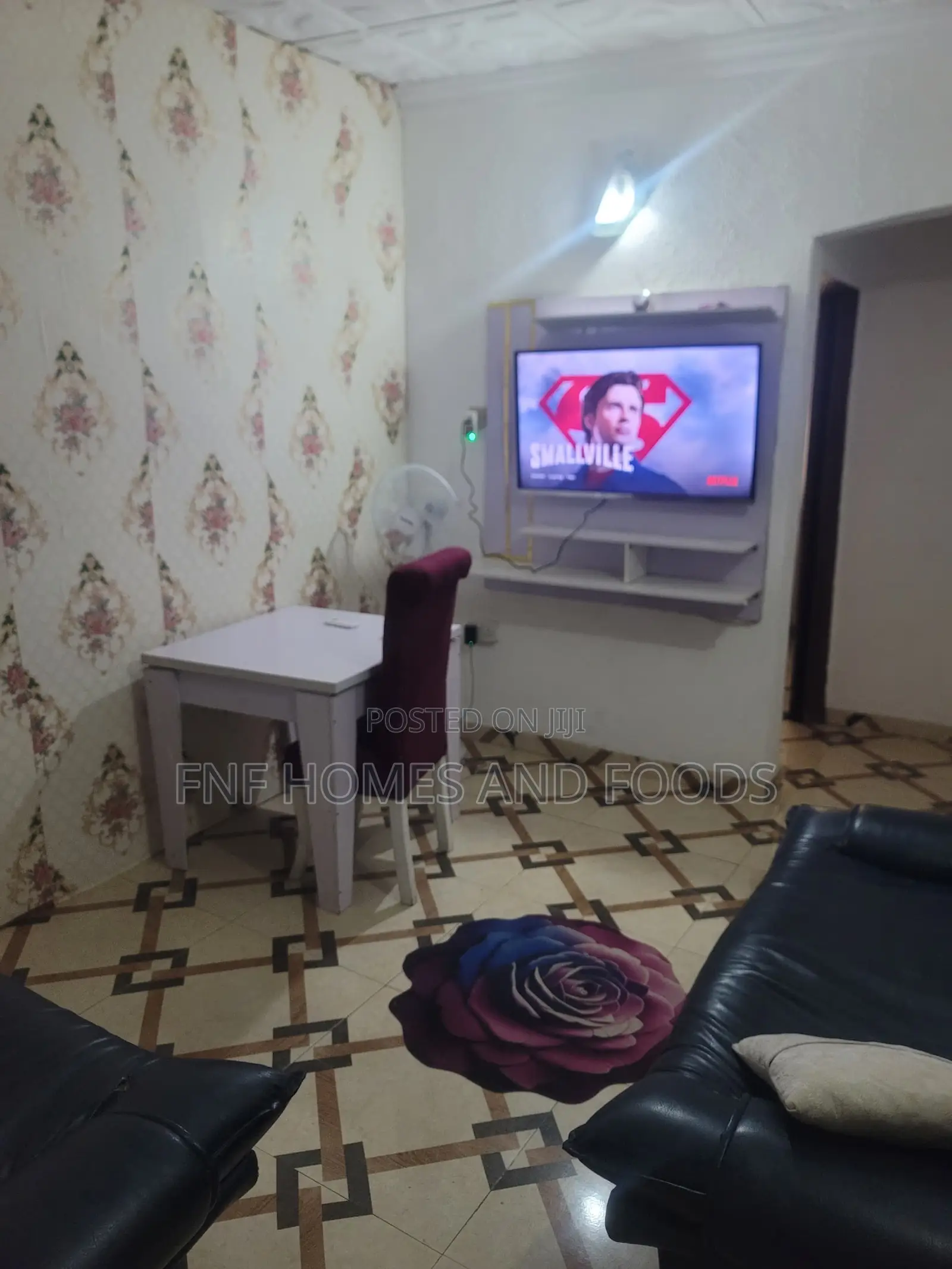Room and Parlor Self Contain