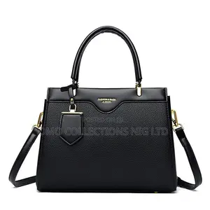 Luxurious Leather Women’s Handbag – Corporate Fashion Handbag