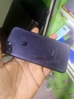 Apple iPhone 7 128 GB Black
