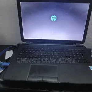 Laptop HP 250 G4 4GB HDD+SSD 500GB