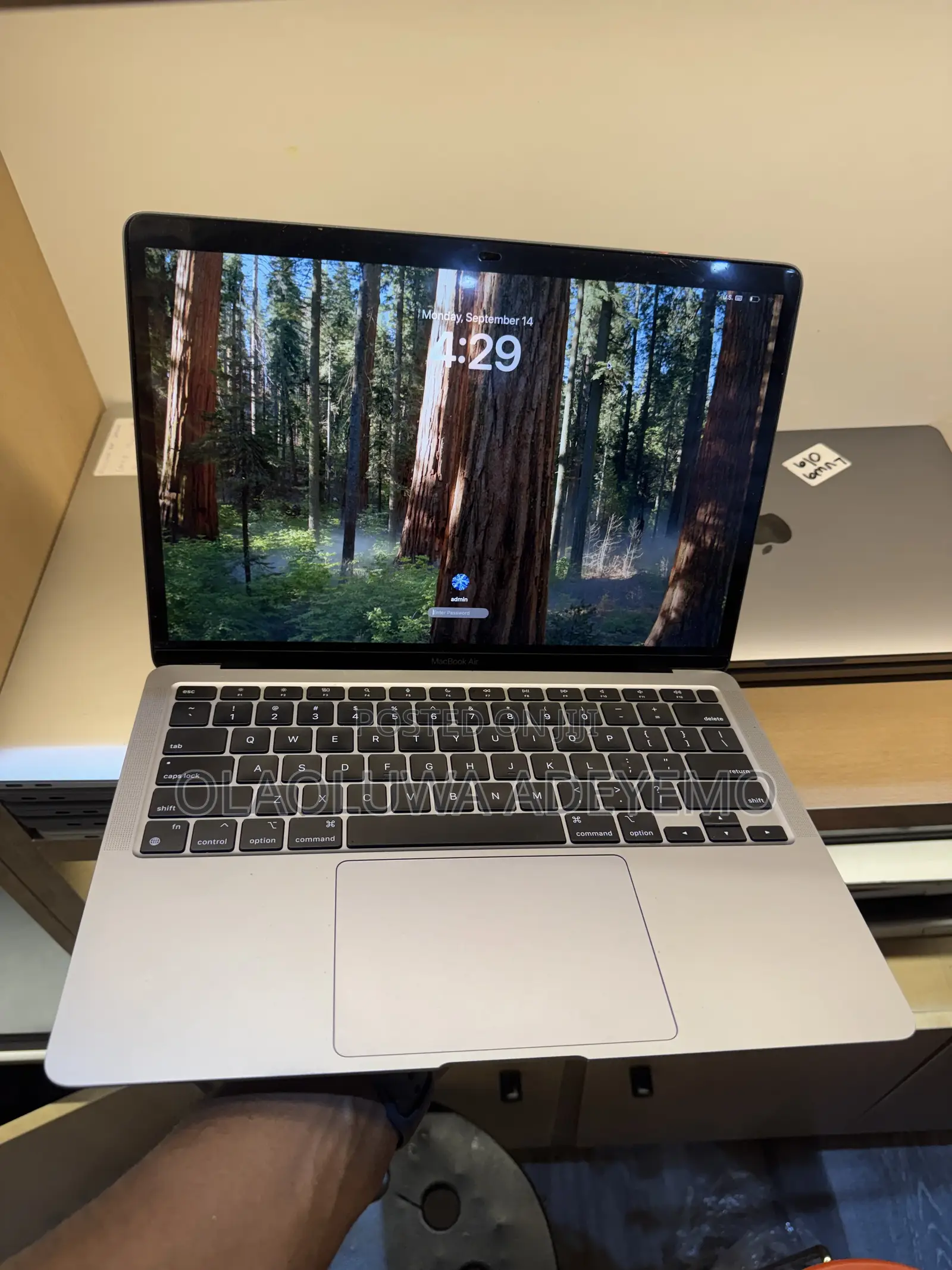Laptop Apple MacBook Pro 2019 8GB Intel Core i5 HDD 128GB