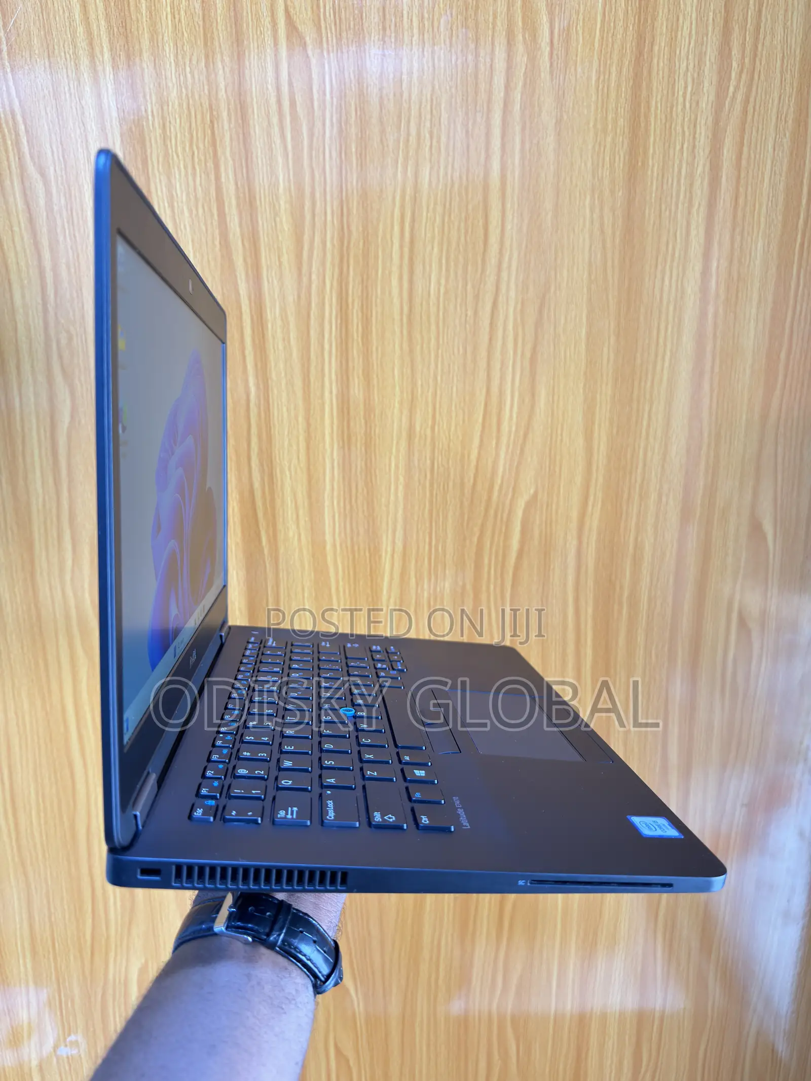 Laptop Dell Latitude E7470 8GB Intel Core i5 SSD 256GB