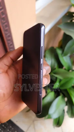 Samsung Galaxy S22 5G 128 GB Black