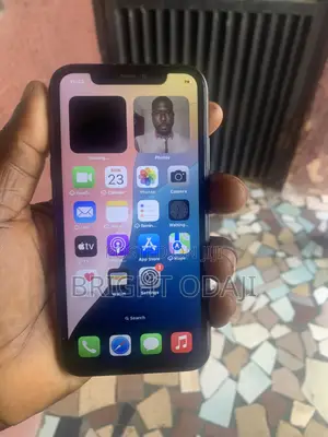 Apple iPhone 11 64 GB Black