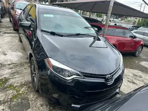 Toyota Corolla 2016 Black