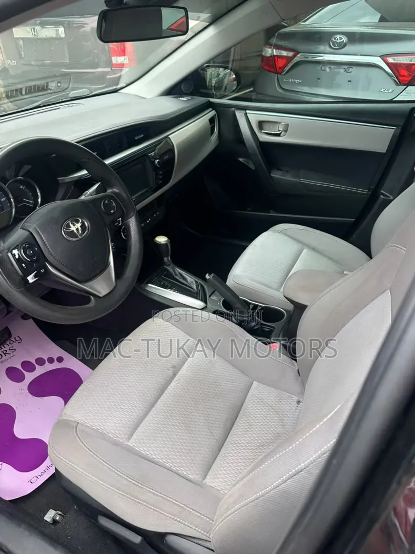 Toyota Corolla 2016 Black