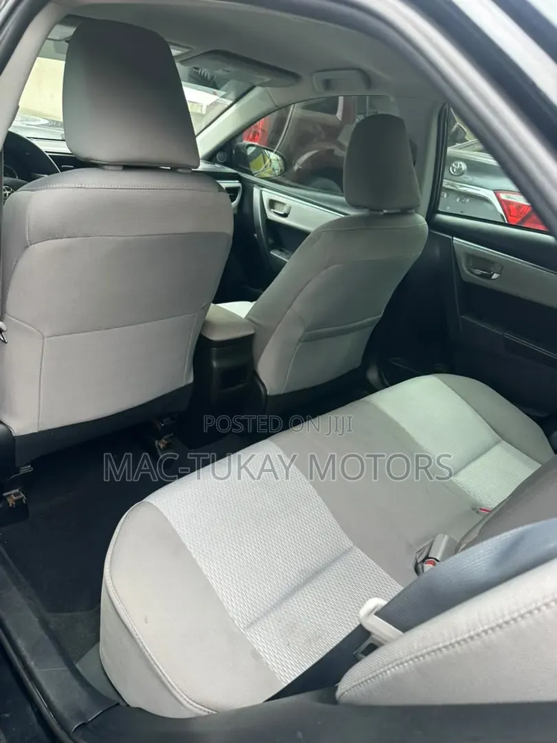 Toyota Corolla 2016 Black