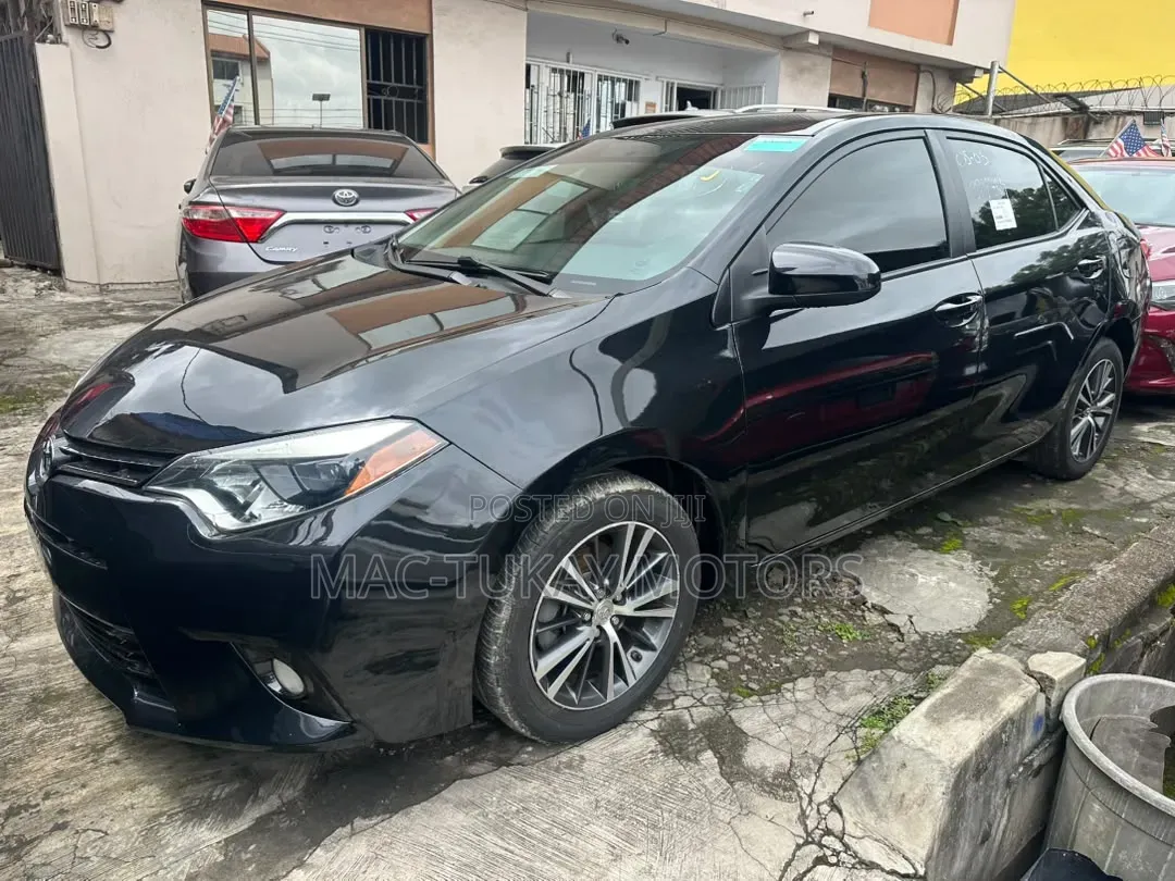 Toyota Corolla 2016 Black