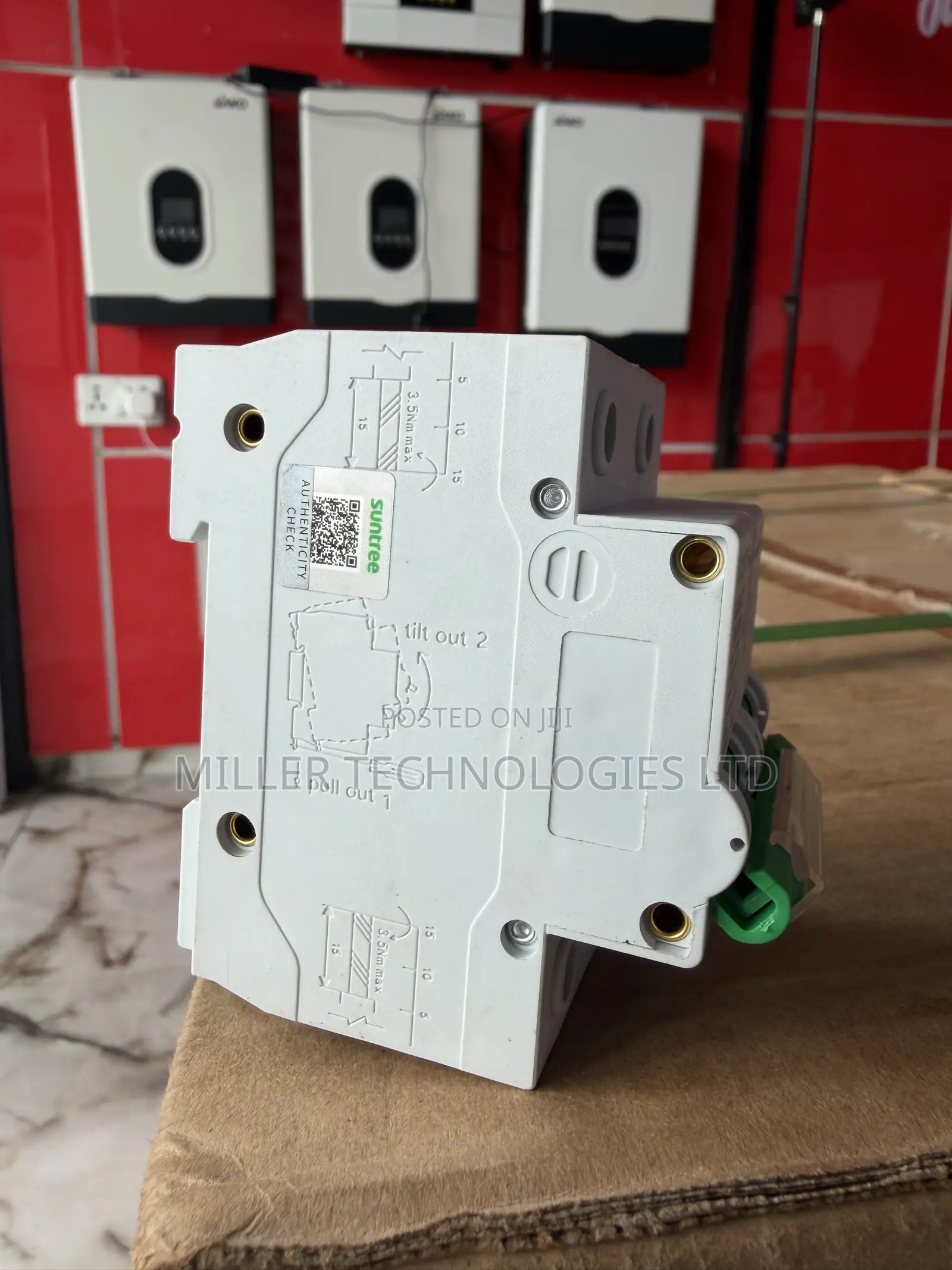Suntree 100 Amp AC Double Pole Breaker | SCB8-125