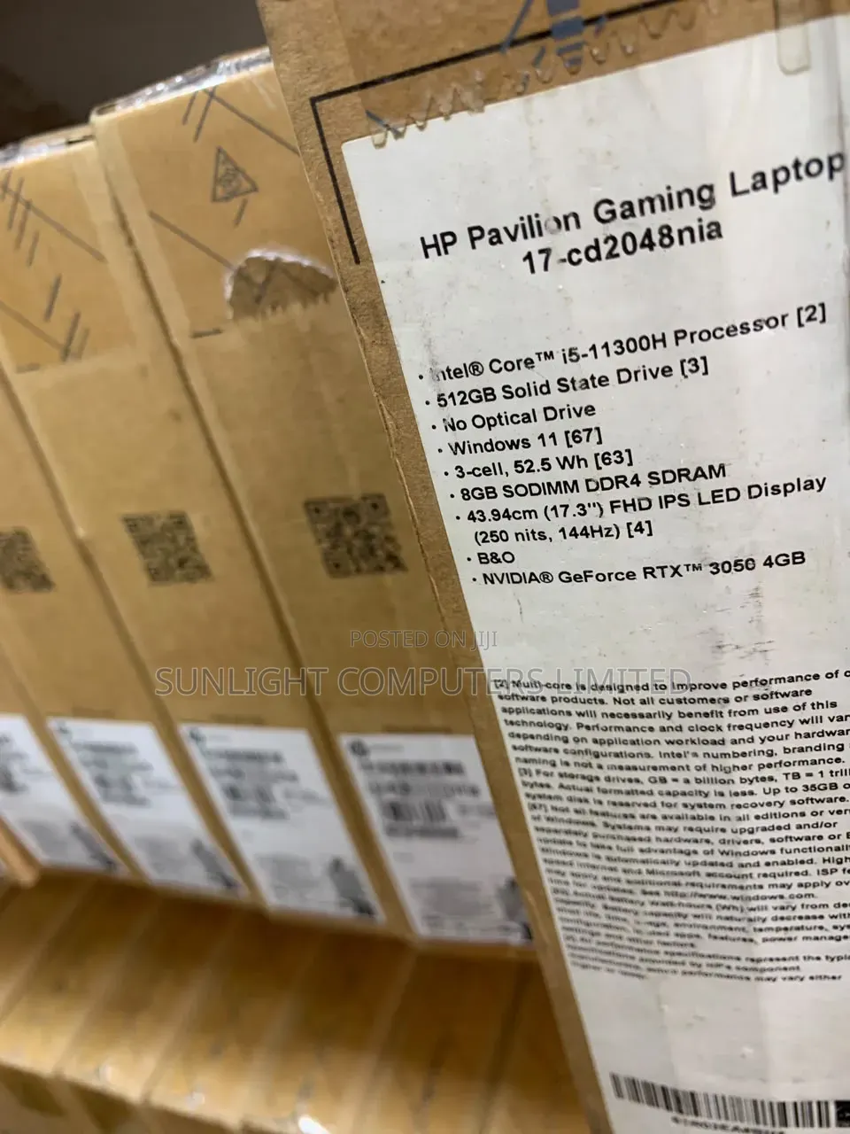 New Laptop HP Pavilion 17 8GB Intel Core i5 SSD 512GB