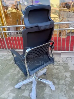 Executive Mesh Swivel Chair