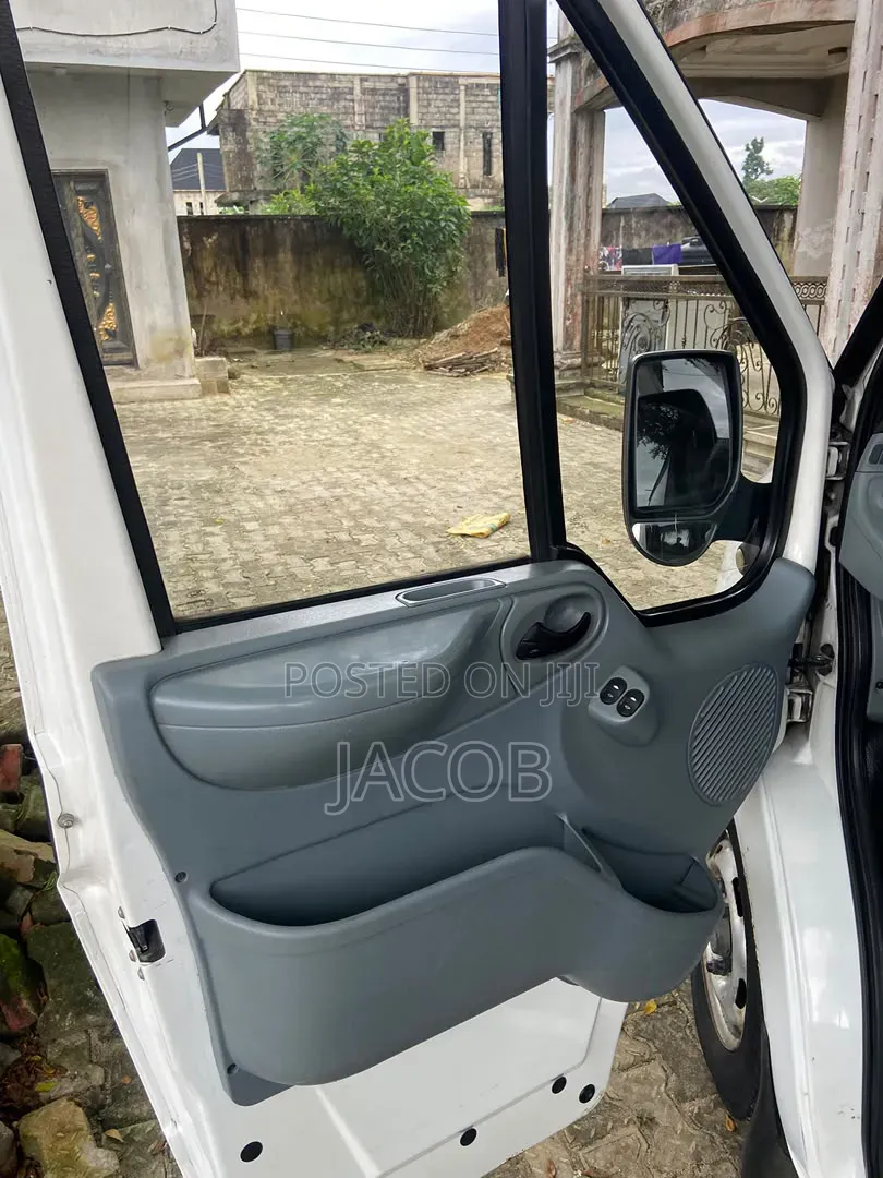 Ford Transit 2009 White