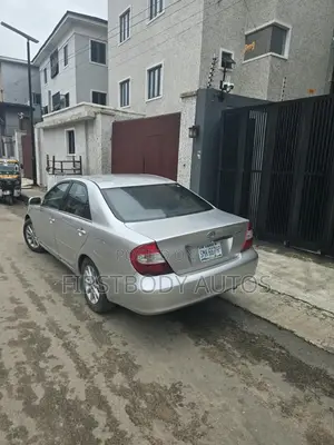 Toyota Camry 2004 Silver