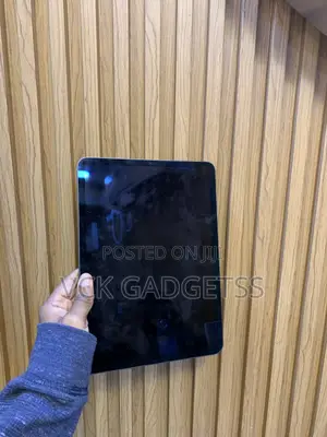 Apple iPad Pro 11 (2018) 256 GB Gray