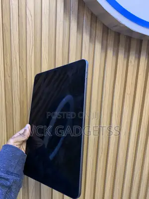 Apple iPad Pro 11 (2018) 256 GB Gray