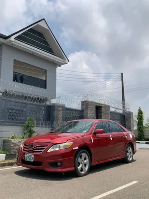 Toyota Camry SE V6 4dr Sedan (3.5L 6cyl 6AM) 2010 Red