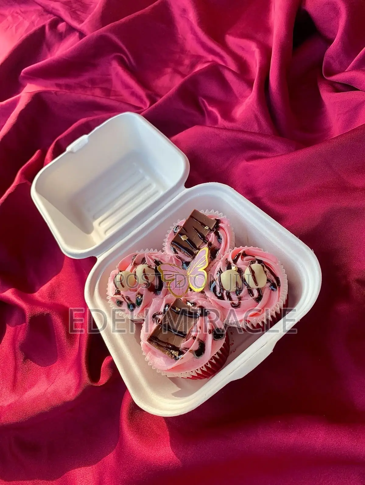 Cupcake Available