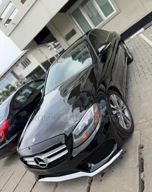 Mercedes-Benz C300 Luxury 4matic Sedan AWD (2.0L 4cyl 7A) 2017 Black