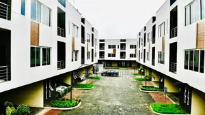 Furnished 3bdrm Apartment in Osapa London for rent