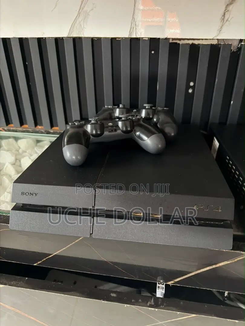 Ps 4 Fat Console