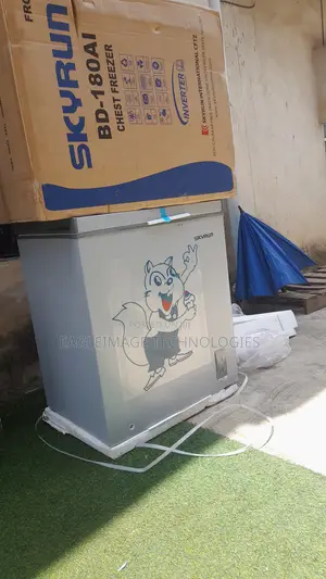 Modern Design Brand New Skyrun BD-180AI Freezer