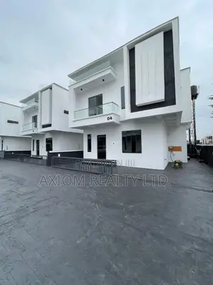4bdrm Duplex in Idado for sale