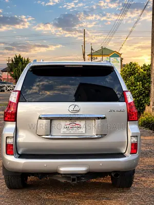 Lexus GX 2012 Silver