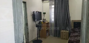 Cozy Self-Contained Studio | Solar Power AC | Serene Environment