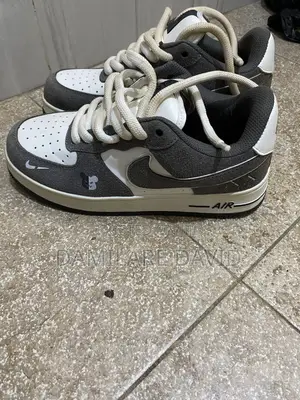 Original Nike AF1 Sneakers