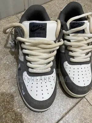 Original Nike AF1 Sneakers