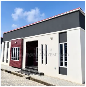 3bdrm House in Awoyaya for rent