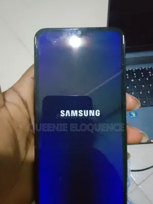 Samsung Galaxy A20 32 GB Black