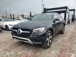 Mercedes-Benz GLC-Class 2017 Black