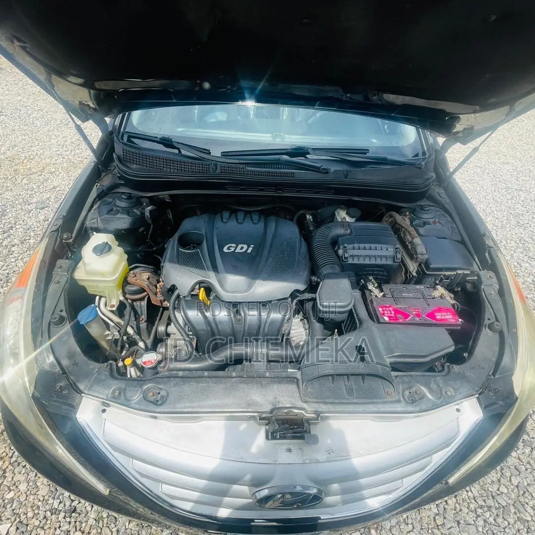 Hyundai Sonata 2011 Black