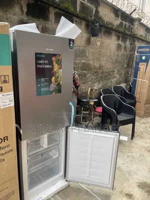Hisense 29DCA 225L Spacious Fridge