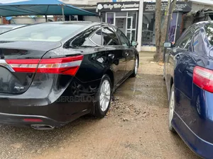 Toyota Avalon XLE 4dr Sedan (3.5L 6cyl 6A) 2014 Black