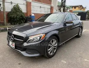 Mercedes-Benz C300 Luxury 4Matic Sedan AWD (2.0L 4cyl 7A) 2016 Black