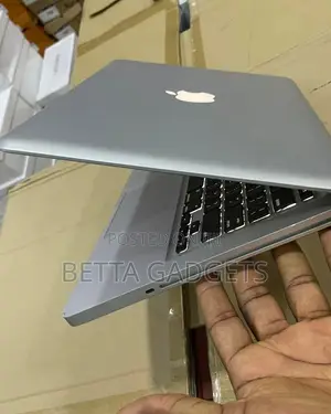 Laptop Apple MacBook 2012 8GB Intel Core i5 SSD 128GB