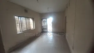 3bdrm Block of Flats in Ori-Okuta, Agric for rent
