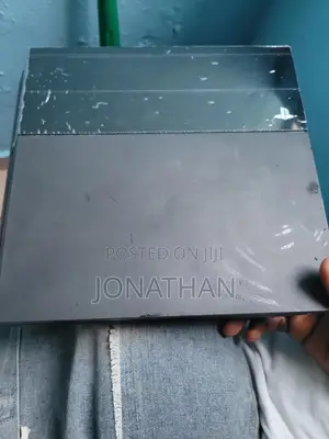 UK Used PS4 With 5+ Installed Games