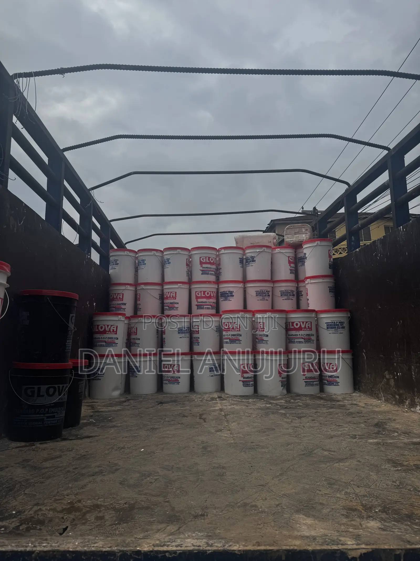 Screeding Paint ( White Glova Paint)