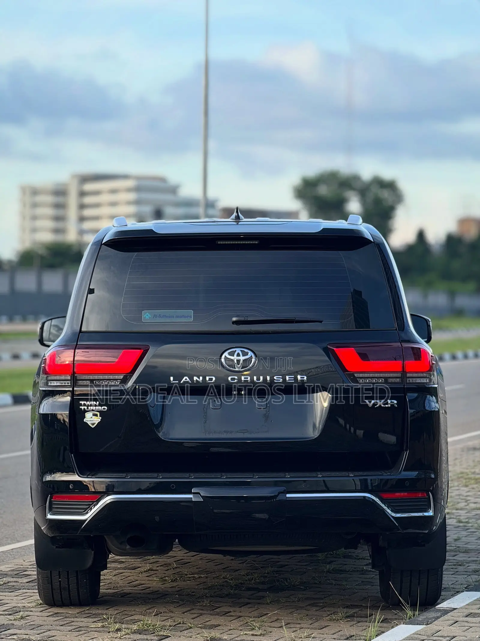 Toyota Land Cruiser LC300 2023 Black