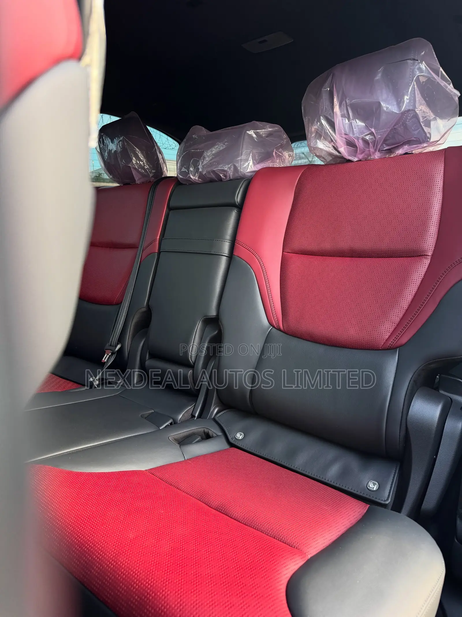 Toyota Land Cruiser LC300 2023 Black