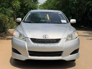 Toyota Matrix 2010 Silver