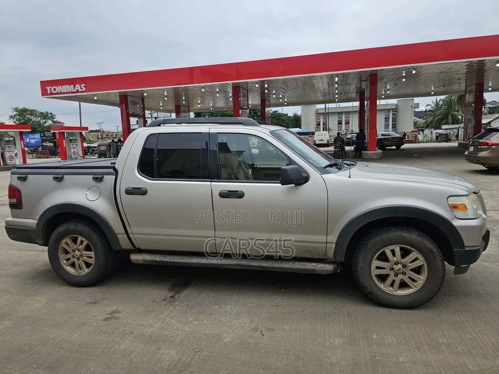 Ford Explorer 2008 Silver